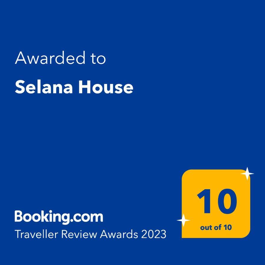 마스티차리 Selana House With Outdoor Pool 빌라 외부 사진